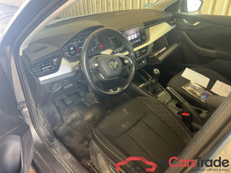 SKODA Scala / 2019 / 5P / berlina con portón 1.0 TSI 81KW (110 CV) Ambition #3