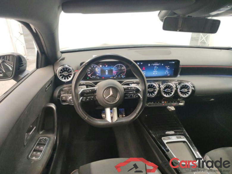 MERCEDES CLASSE A DIESEL (W177) A 200 d 150hp AMG Line 5d #6