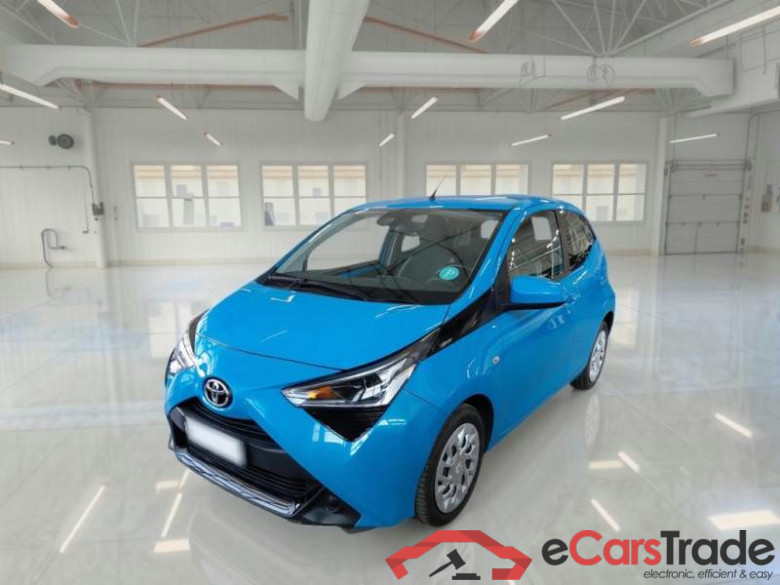 TOYOTA AYGO CONNECT / 2018 / 5P / BERLINA 1.0 VVT-I X-COOL MMT