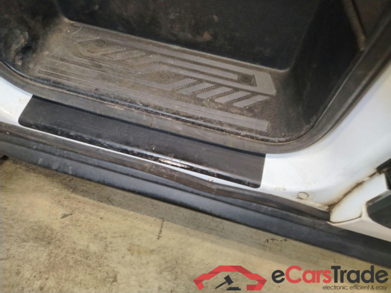 Transit Pritsche 350 L2 Einzelkabine Trend 2.0 TDCi 96KW MT6 E6dT #6