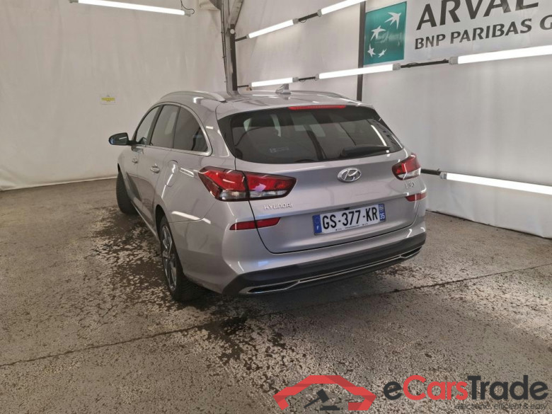 HYUNDAI i30 Sport Wagon / 2020 / 5P / Break 1.0 T-GDI 120 DCT-7 MHEV CREATIVE SW #2