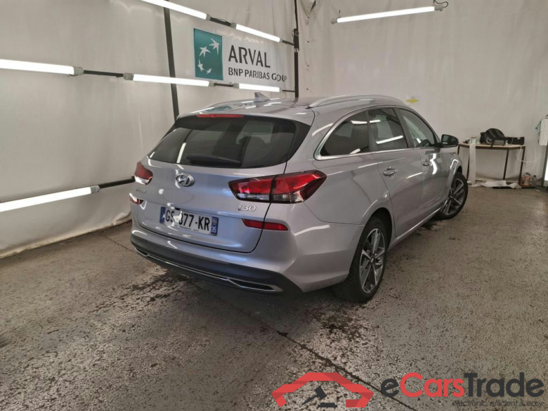 HYUNDAI i30 Sport Wagon / 2020 / 5P / Break 1.0 T-GDI 120 DCT-7 MHEV CREATIVE SW #3