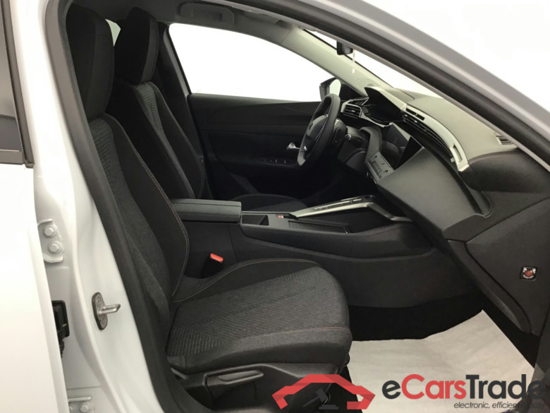 Peugeot 308 BUSINESS 1.2 Hybrid Electric/Gasoline 147hp #6
