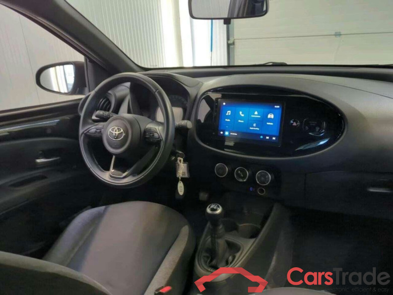 TOYOTA Aygo X 1.0 VVT-i MT Play #3