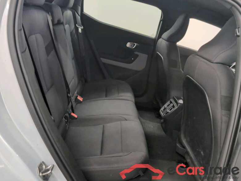POLESTAR 2 BEV 64KWH SINGLE MOTOR STANDARD RANGE #6
