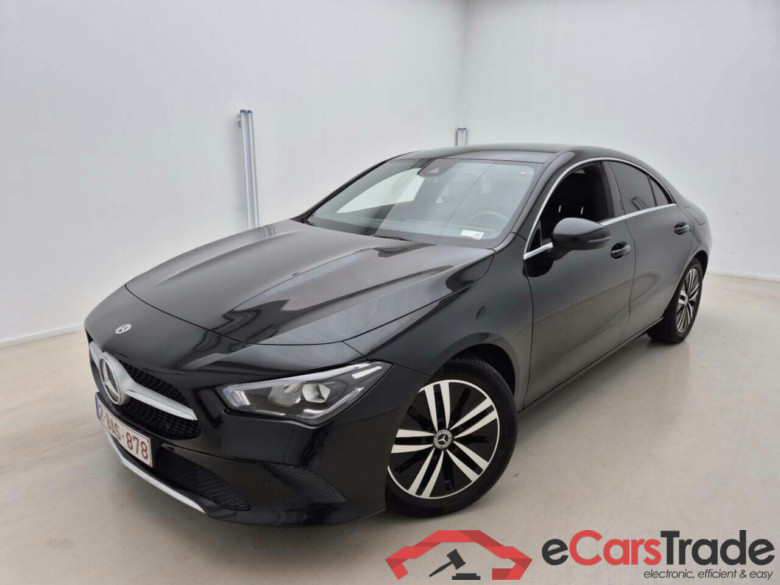 MERCEDES-BENZ CLA 180 BUSINESS SOLUTION #1