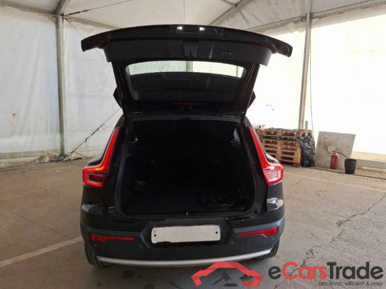 VOLVO XC40 / 2021 / 5P / FUORISTRADA T4 RECHARGE PLUG-IN AUTO CORE N1 #5