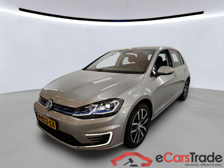 VOLKSWAGEN e-Golf 100 kW #1