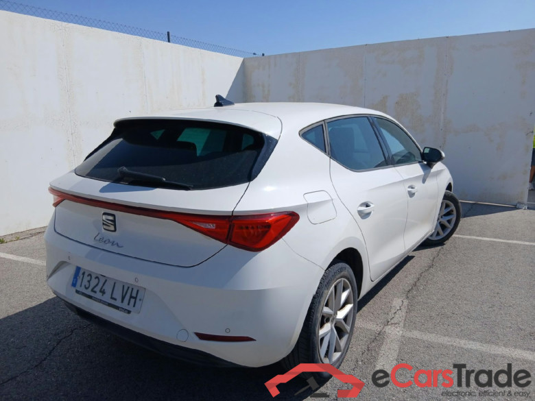 SEAT Nuevo León / 2020 / 5P / berlina con portón 2.0 TDI 85kW S&S Style Go (AC2) #2
