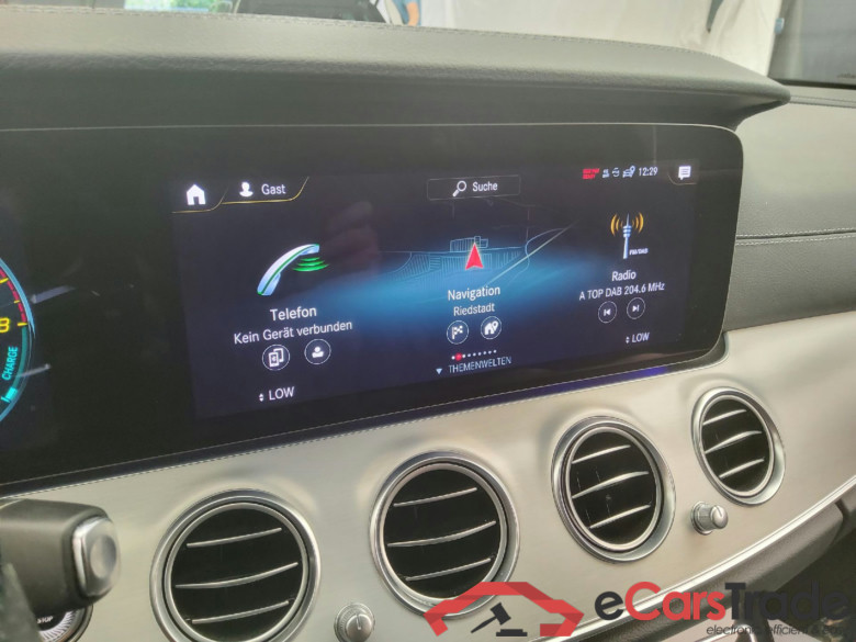E -Klasse Lim. E 300 e (213.053)AMG 2.0 AMG Line 235KW AT9 E6d #5