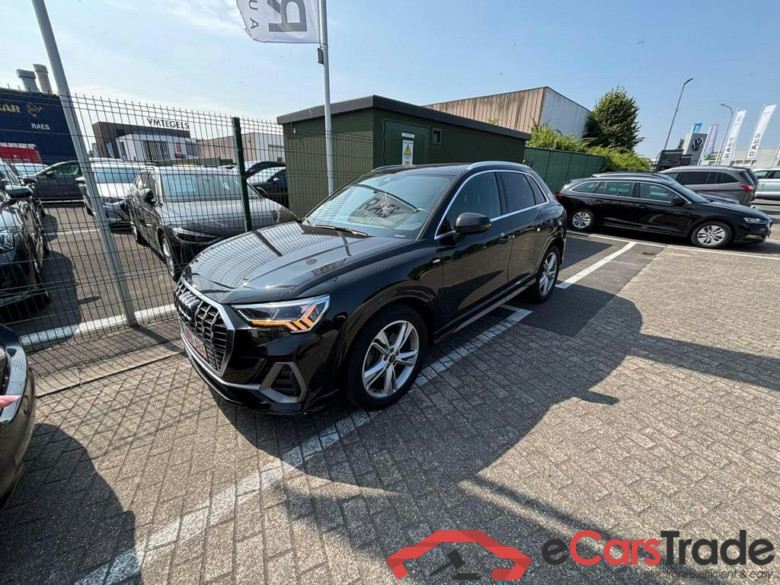 AUDI Q3 35 TFSI Business Edition S line S tronic #1
