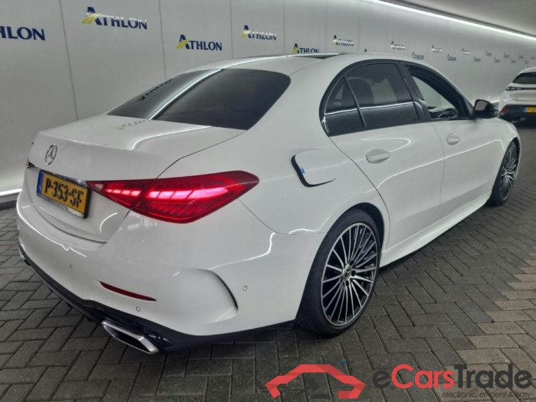 MERCEDES-BENZ C-Klasse Limousine C 200 Launch Edition AMG Line 4D 150kW #3