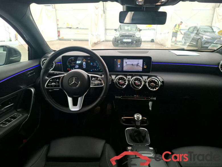 MERCEDES-BENZ Classe A Compact / 2018 / 5P / Berline A 180 d Progressive Line #5
