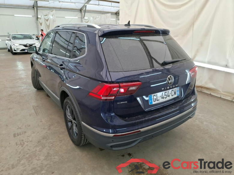 VOLKSWAGEN Tiguan Allspace / 2021 / 5P / SUV 2.0 TDI 150 DSG7 Life Business #2