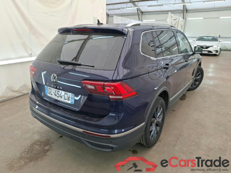 VOLKSWAGEN Tiguan Allspace / 2021 / 5P / SUV 2.0 TDI 150 DSG7 Life Business #3