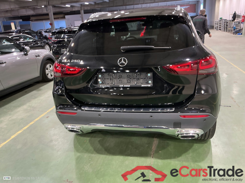 MERCEDES-BENZ GLA - Klasse 1.3 GLA 250 E DCT BUSINESS SOLUTION #4