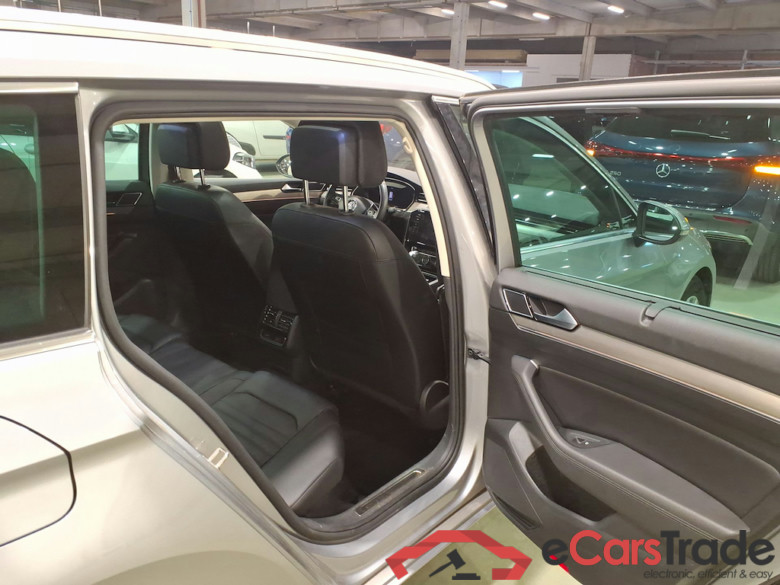 VOLKSWAGEN PASSAT VARIANT DIESEL - 2015 2.0 TDi SCR Highline Business DSG(EU6.2) STOCK #5