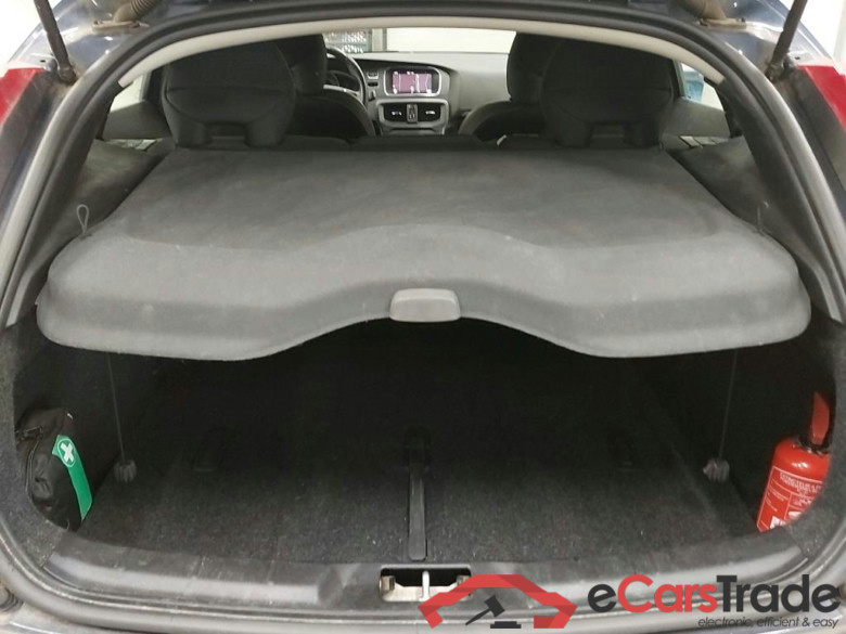 Volvo V40 1.5 T3 LED Navi 1/2 Leather Klima PDC ... #6