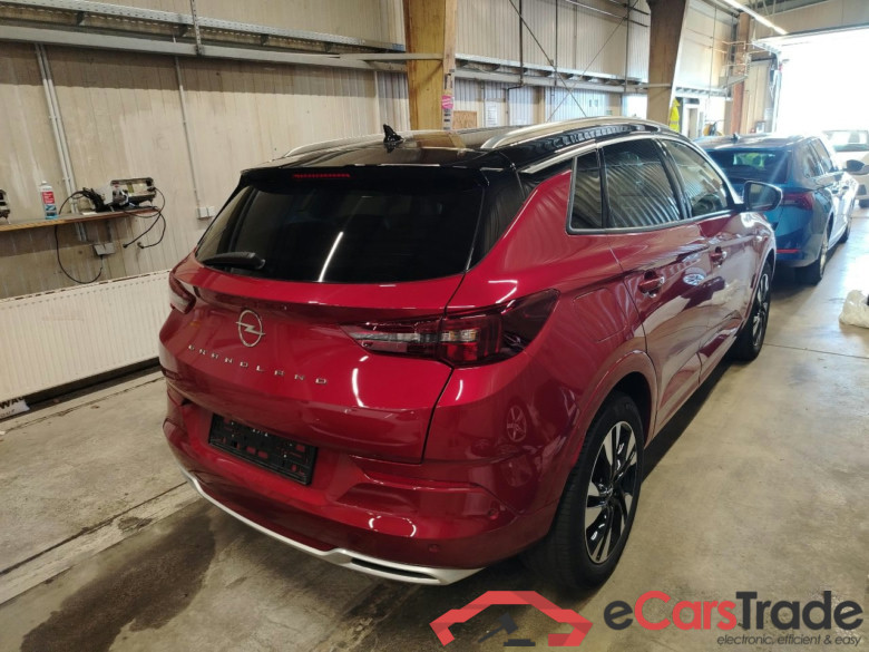 Grandland X Ultimate Plug-in-Hybrid 4 1.6 Turbo 221KW AT8 E6d #2