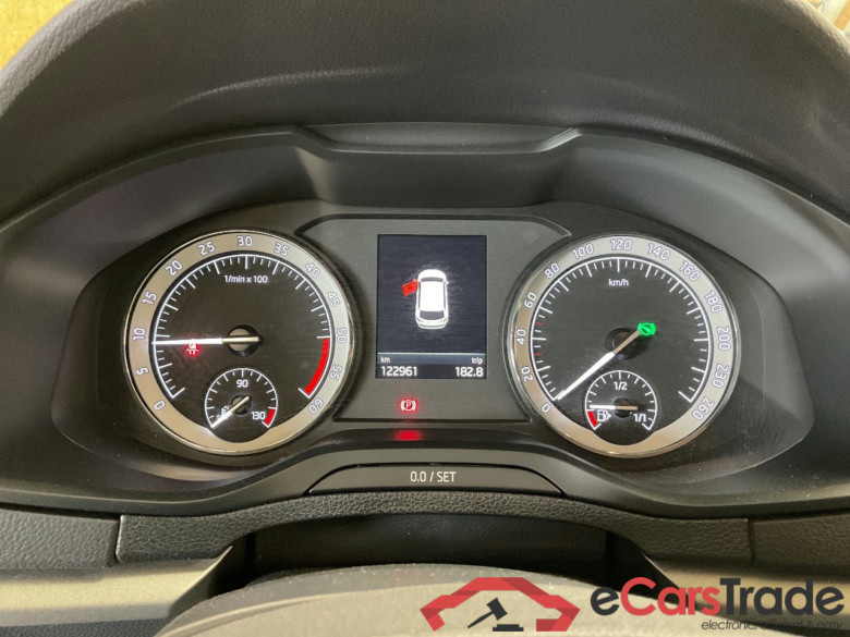 SKODA Karoq 2.0 TDI SCR 4x4 DSG Ambition 5d 110kW #6