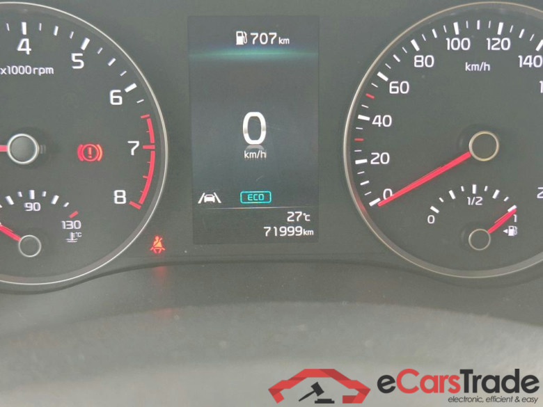 KIA Stonic / 2017 / 5P / todoterreno 1.0 T-GDi 88kW (120CV) MHEV iMT Drive #5