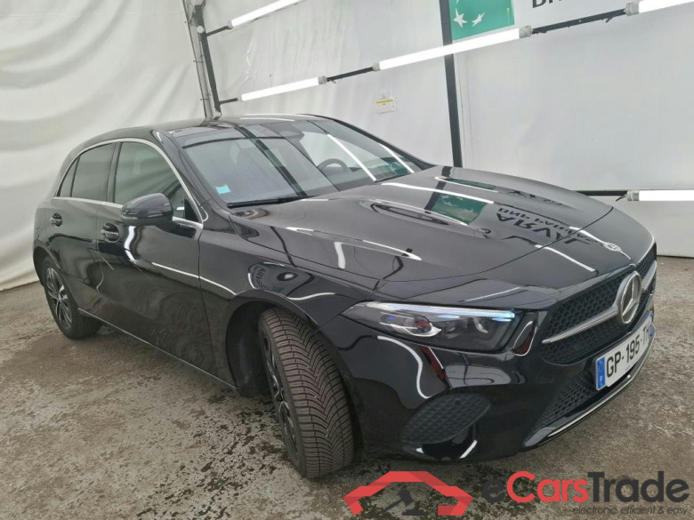 MERCEDES-BENZ Classe A Compact / 2022 / 5P / Berline A 250 e Business Line 7G-DCT #5