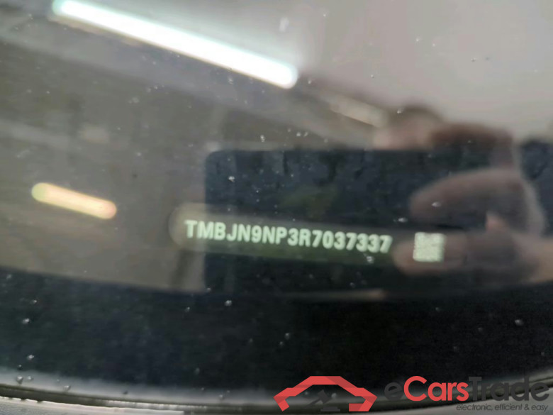 SKODA Superb Combi 110 kW #2