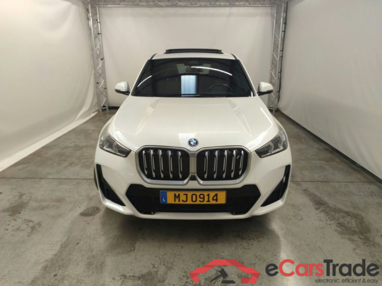 BMW iX1 66.5 kWh 272hp xDrive30 5d