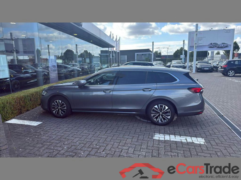 SKODA Superb SW Superb Combi 1.5 TSI ACT MHEV Anniversary Edition DSG #1
