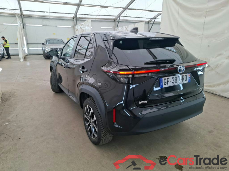 TOYOTA Yaris Cross Hybride / 2021 / 5P / SUV 1.5 HYBRID 116H DESIGN AWD AUTO #2