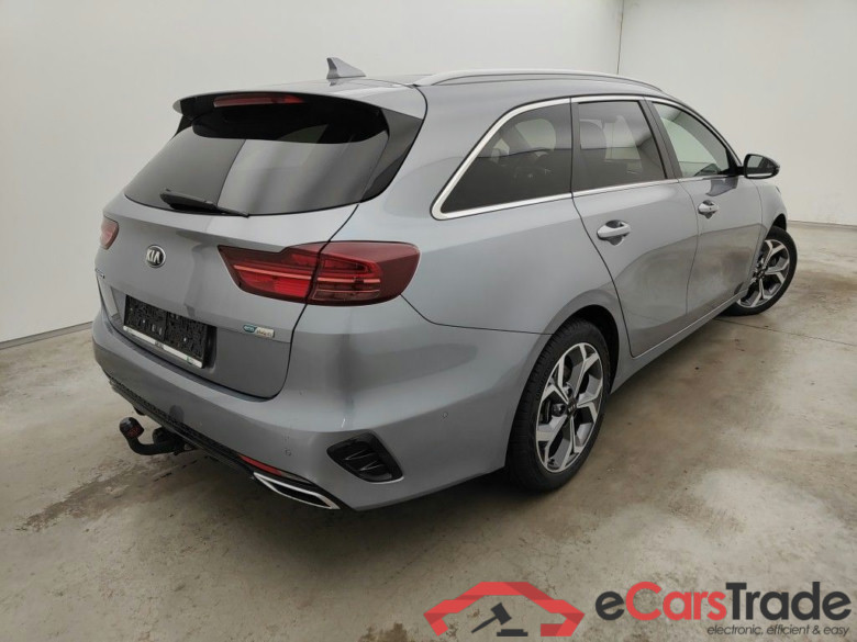 KIA cee'd Sportswagon Sense 1.6 GDi PHEV DCT ISG 5d #2