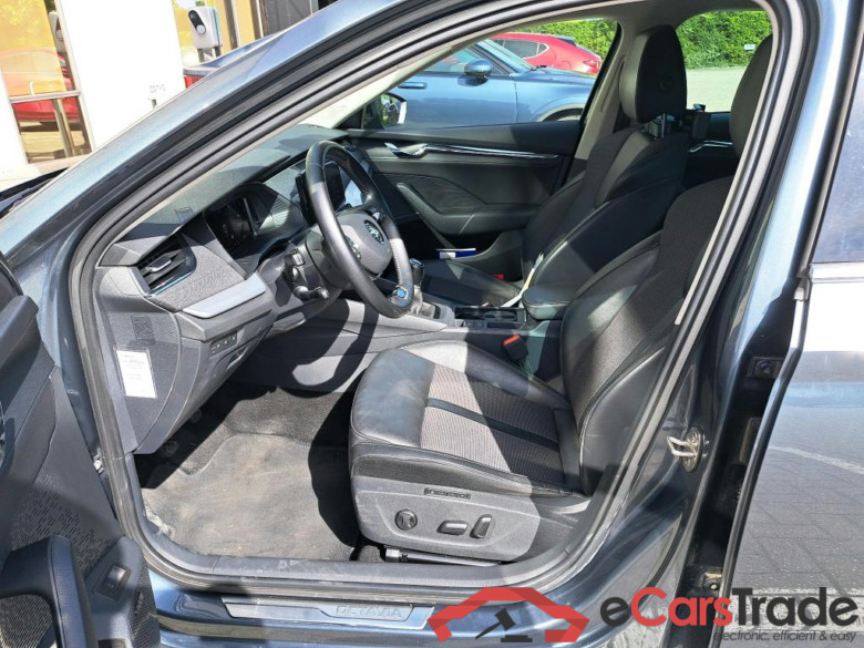 SKODA OCTAVIA COMBI 2.0 CRTDI 110KW CLEVER+ #5