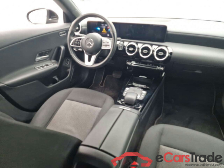 MERCEDES-BENZ CLA SHOOTING BRAKE 180D BUSINESS SOL. AUT. #3