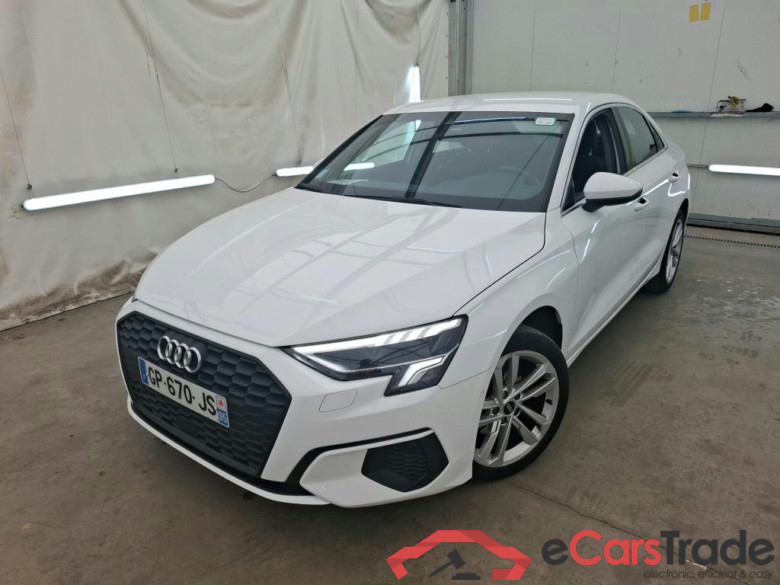 AUDI A3 Berline / 2020 / 4P / Berline 30 TFSI MHEV S Tronic 110 Business Line #1