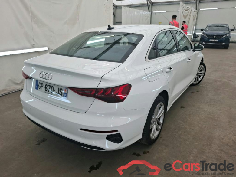 AUDI A3 Berline / 2020 / 4P / Berline 30 TFSI MHEV S Tronic 110 Business Line #3