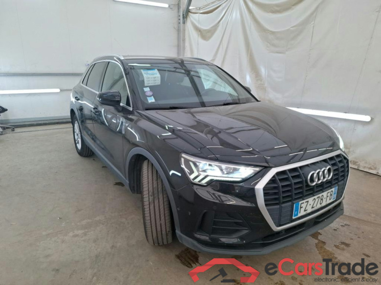 AUDI Q3 / 2018 / 5P / SUV 35 TFSI 150 MHEV S TRONIC BUSINESS LINE #4