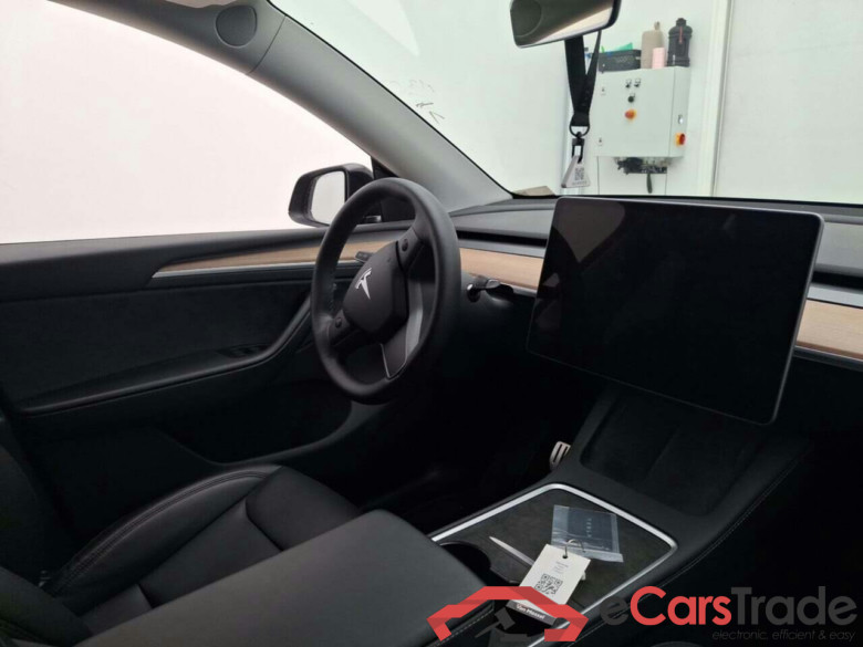 TESLA MODEL Y PERFORMANNCE DUALMOTOR AUTOP. #3