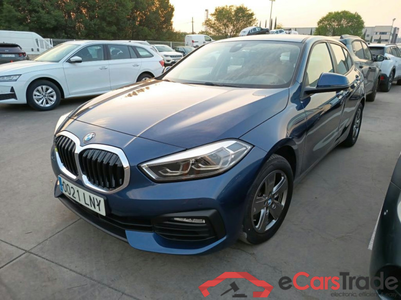 BMW Serie 1 / 2019 / 5P / berlina con portón 118d #1
