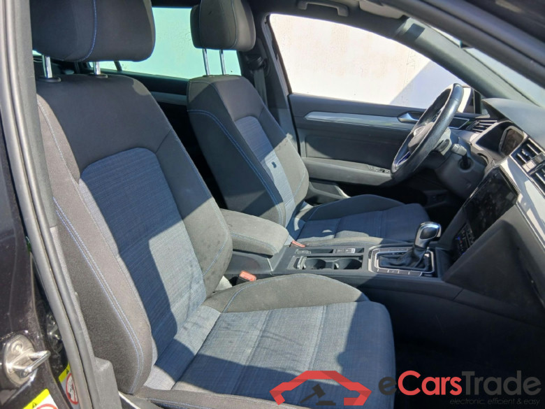 VOLKSWAGEN Passat / 2019 / 5P / familiar Variant GTE 1.4 TSI e-Power 115kW + 85kW #6