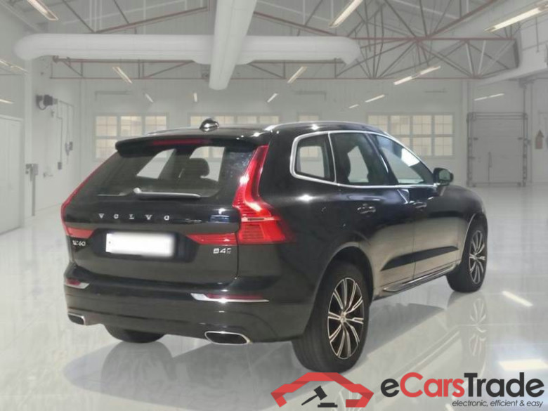 VOLVO XC60 / 2017 / 5P / SUV B4 D AWD AUTOMATICO INSCRIPTION #2