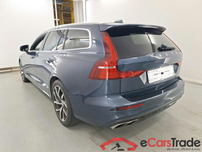VOLVO V60 - 2018 2.0 T4 Momentum Pro Geartronic #3