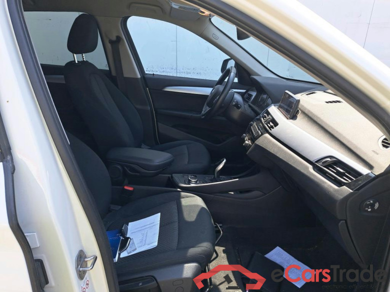 BMW X1 / 2019 / 5P / todoterreno sDrive18dA Corporate #6
