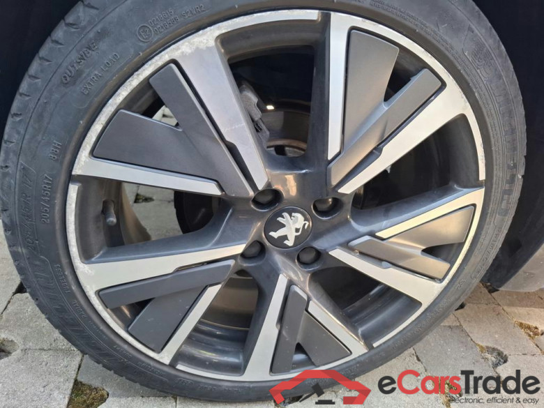 PEUGEOT 208 1.5 BlueHDi GT #5