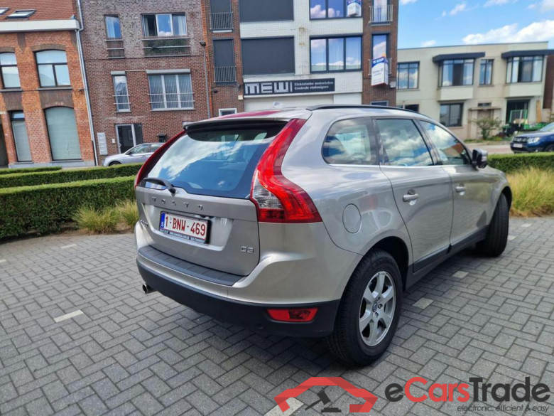 VOLVO XC60 Dsl XC60 2.0 D3 Momentum Geartronic #3