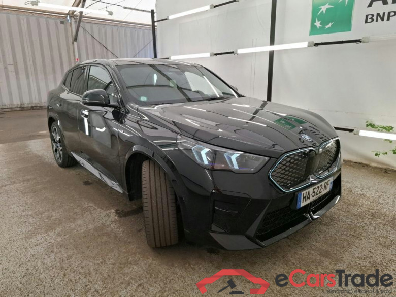Série iX2 30 xDrive M Sport 64kWh BVA #5