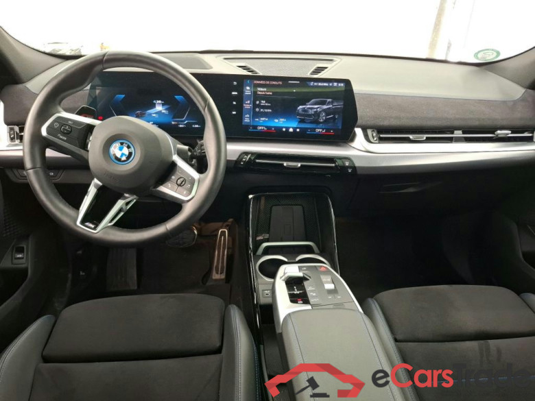 Série iX2 30 xDrive M Sport 64kWh BVA #6