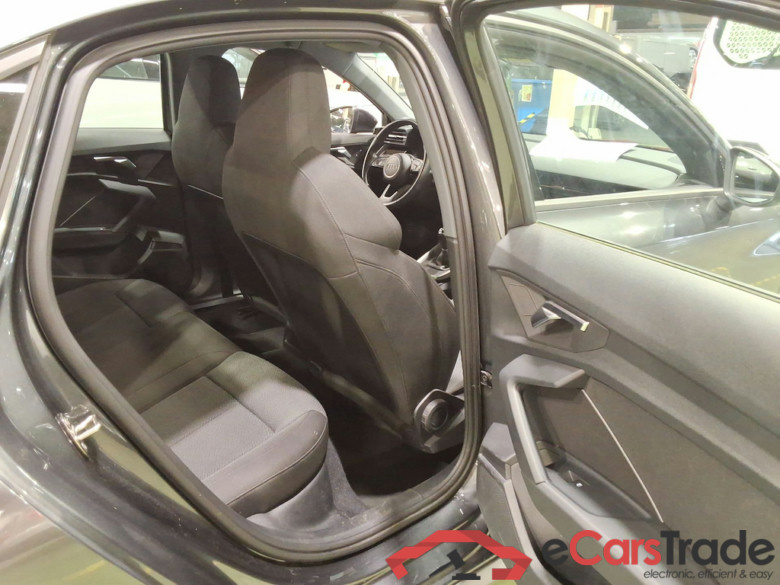 AUDI A3 BERLINE 1.5 TFSI 35 110KW S LINE #5