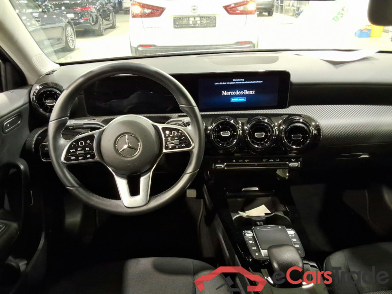 MERCEDES-BENZ A-CLASS 2.0 A 180 D ESSENTIAL LINE DCT #6