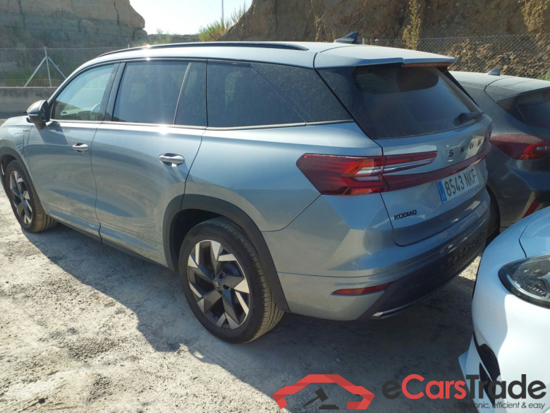SKODA Kodiaq 1.5 TSI iV 150 kW DSG 6 vel. HÃ­brido Enchufable (5 Sportline(Winterpack) #2