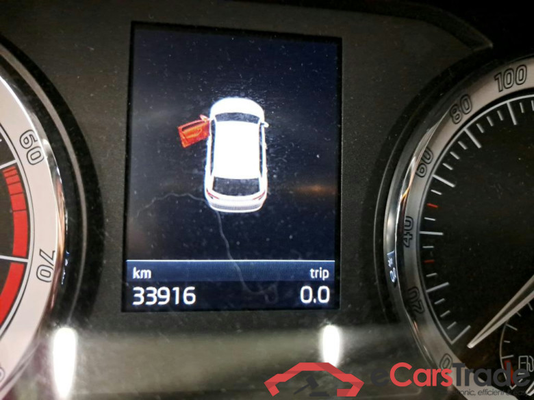SKODA - SKO KAROQ TSI 150PK Clever Pack Safety & Navigation & Removable Trailer hook & Front & Rear Sensors & Camera    * PETROL * #5